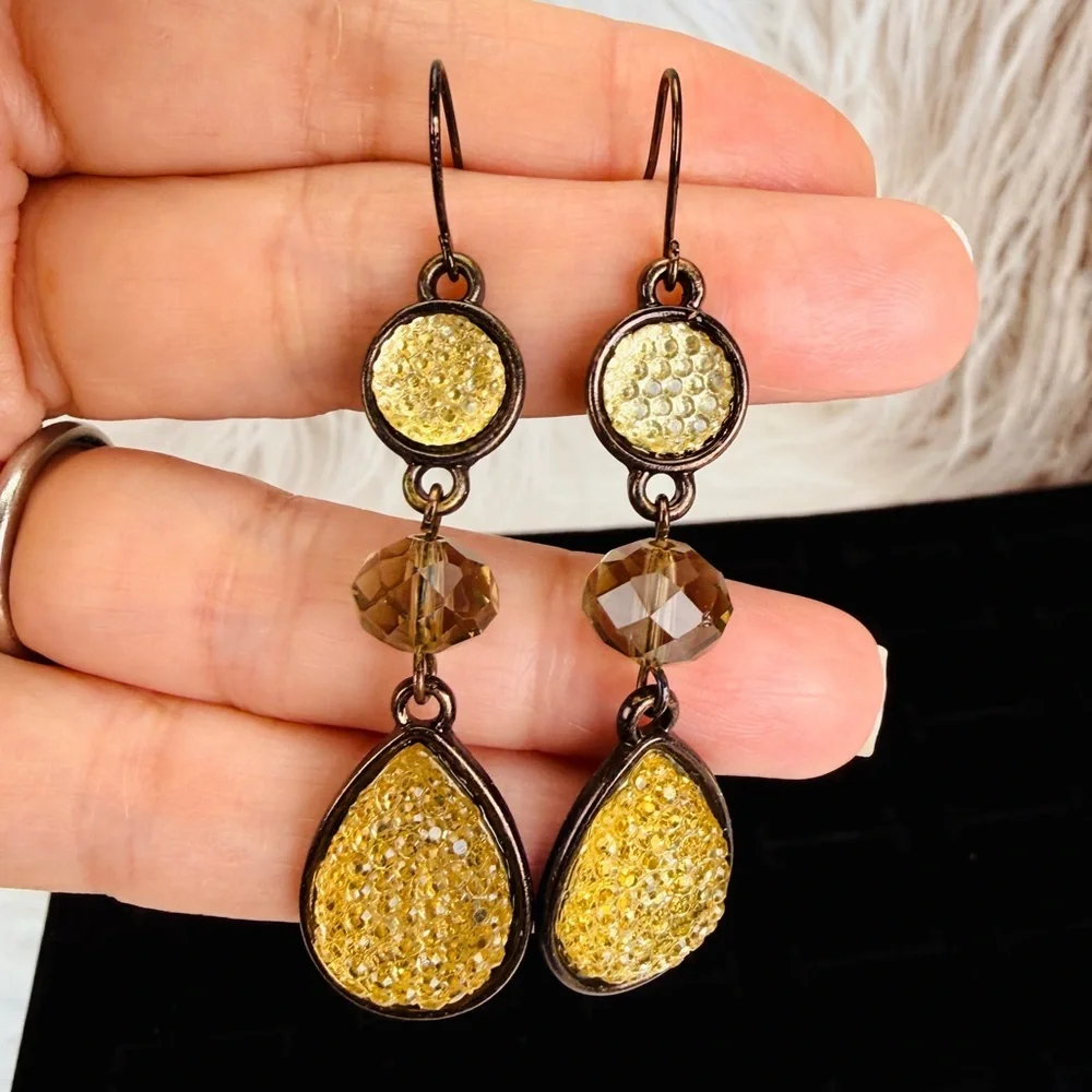 Gorgeous, champagne bling, long dangle pierced earrings